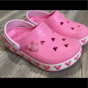 Girls Mickey Minnie Pink Crocs Youth Size 2